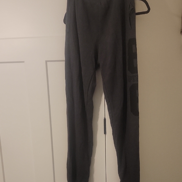 PINK Victoria's Secret Charcoal Leggings - Picture 1 of 4